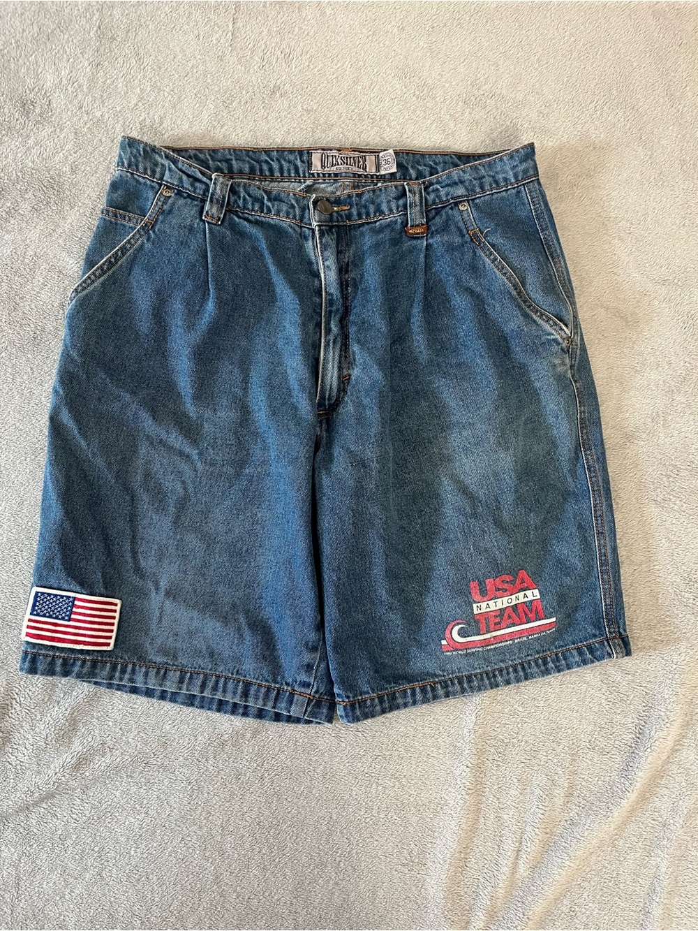 Vintage Quiksilver USA Team Blue Denim Men’s Jean Shorts Jorts